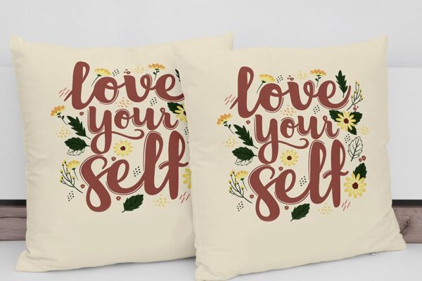 How to Choose Colors and Patterns for Custom-Designed Pillow Covers