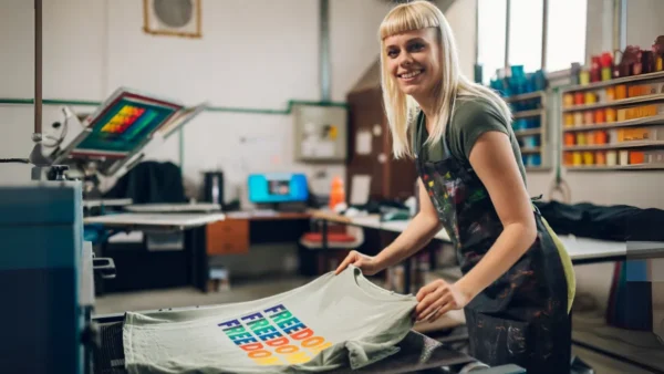 Silkscreen Printing in Singapore: The Ultimate Guide to Screen Printing T-Shirts