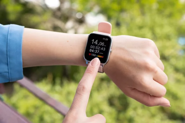 Smartwatch or Fitness Tracker
