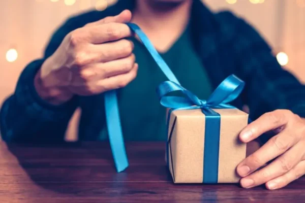 23 Best Gift Ideas For Men To Make Him Feel Special