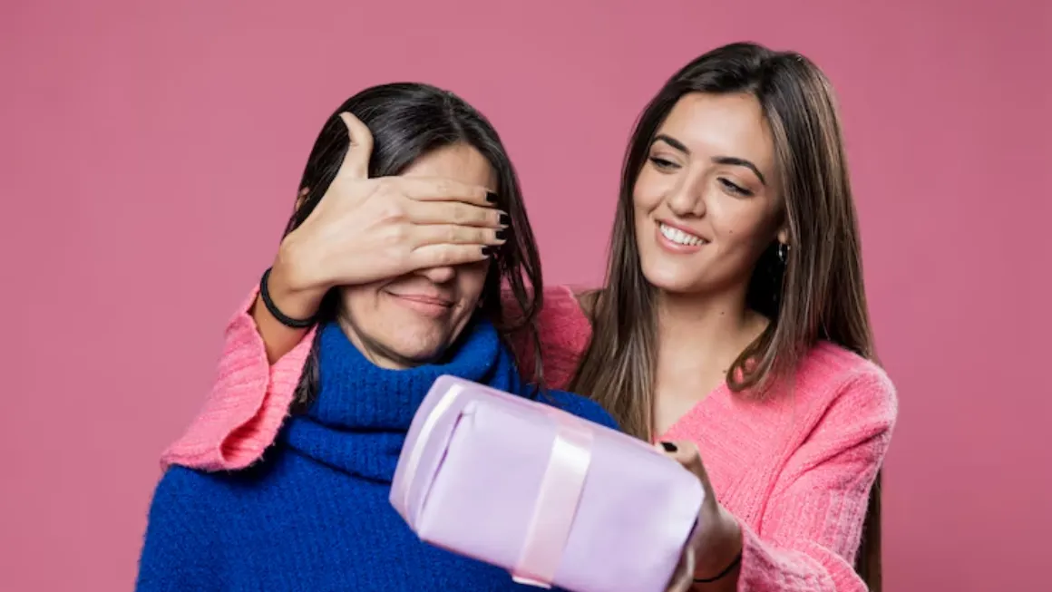 Personalized & Custom Friendship Gifts